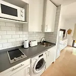 Oasis Bliss Apartman