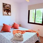 Oasis Bliss Apartman *